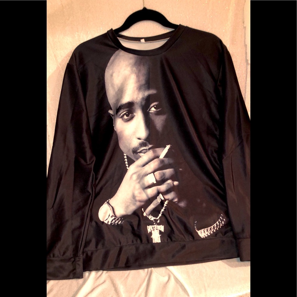 Tupac long sleeve size XL shirt